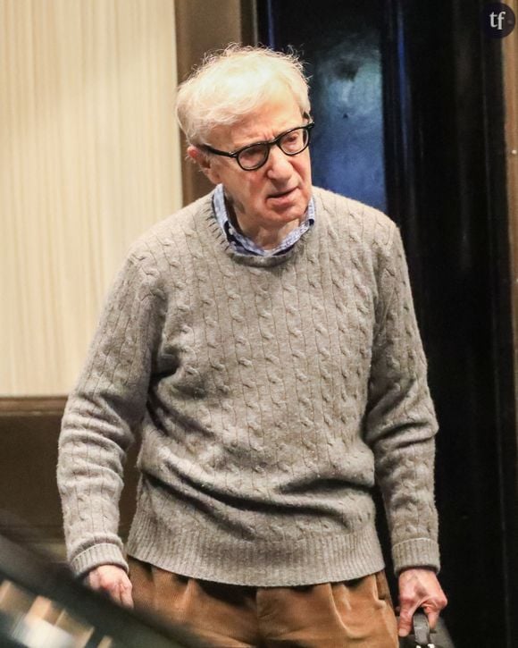 Lors d'un entretien pour Variety cette fois ci, Woody Allen est longtemps revenu sur la cancel culture et la révolution #MeToo. En des termes qui ne devraient pas étonner grand monde...
Woody Allen au Cafe Carlyle de New York le 23 avril 2019