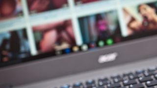 Des adolescentes victimes de "deepfakes porn" générés par une IA en Espagne : ce que l'on sait