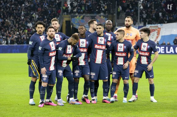 "Les chants entonnés dans l'enceinte du Parc des Princes sont une manifestation de l'ancrage profond de l'homophobie dans la société française, malgré l'évolution des lois et des mentalités".
