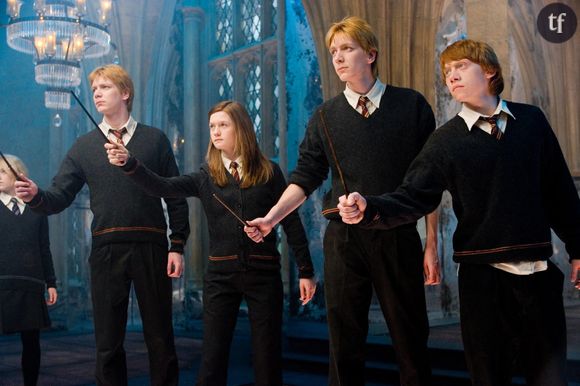 Warner Brothers Pictures présente "Harry Potter et l'Ordre du Phénix" James Phelps, Bonnie Wright, Rupert Grint, Oliver Phelps © 2007 Warner Bros. Entertainment Inc. - Droits d'édition Harry Potter © J. K. R.