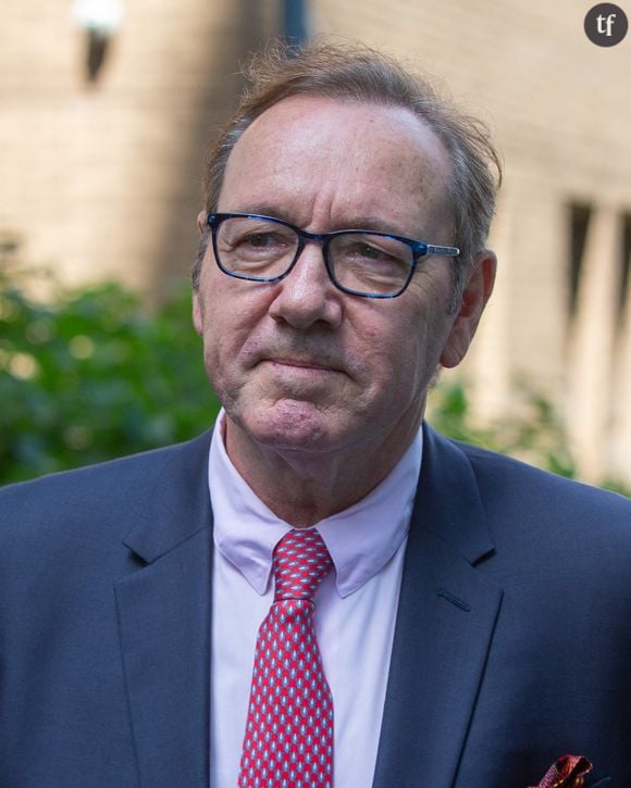 Et pour cause, aujourd'hui, il fait l'objet de nouvelles accusations d'agressions sexuelles !
July 26, 2023, London, England, United Kingdom: Actor KEVIN SPACEY is seen outside Southwark Crown Court in London as jury considers the verdict in trial over sexual offence allegations. (Credit Image: © Tayfun Salci/ZUMA Press Wire)