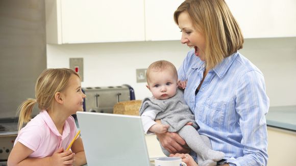 Les enfants se portent très bien quand leur mère travaille, c'est (enfin) scientifiquement prouvé !