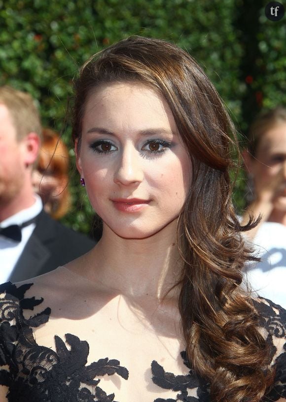 Troian Bellisario arrivant à la cérémonie des "Creative Arts Emmy Awards 2014" à Los Angeles, le 16 août 2014. 