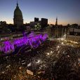 Une foule immense s'est rassemblée devant le Congrès de Buenos Aires pour protester contre les violences envers les femmes.