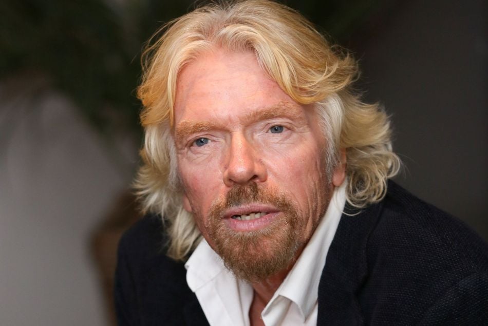 Richard Branson offre un an de congé paternité aux employés de Virgin