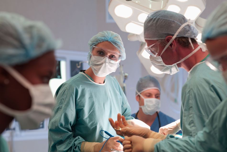 Une chirurgienne dénonce le sexisme de ses collègues