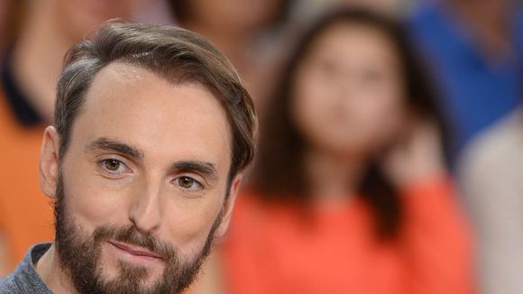 Christophe Willem : il peut se projeter "autant avec une femme qu'avec un homme"