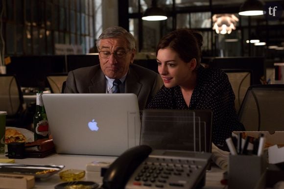 Robert De Niro est le stagiaire d'Anne Hathaway