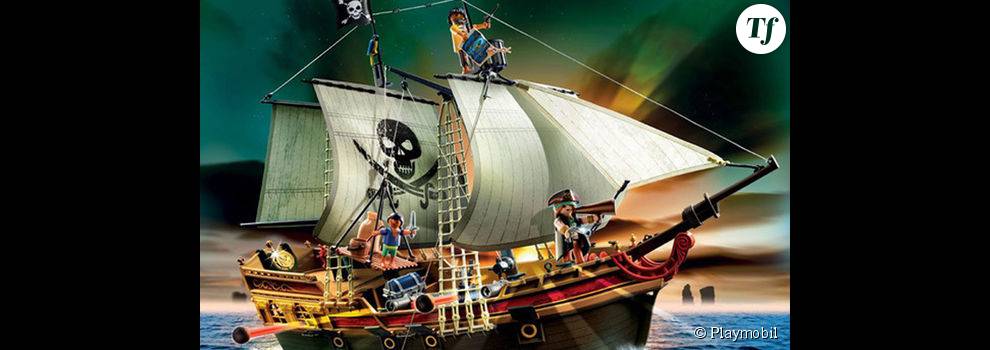 Playmobil a commercialisé un bateau de pirate, dont l&#039;un des personnage noir est représenté comme un esclave avec un collier de métal autour du cou...
