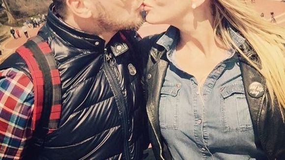 Amélie Neten en couple : heureuse avec son chéri Philippe Léonard