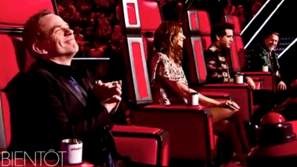 The Voice 2016 : les coachs Zazie, Garou, Mika et Florent Pagny prêts à tout pour gagner (vidéo)