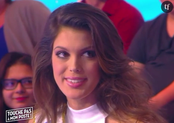 Iris Mittenaere dans Touche pas à mon poste