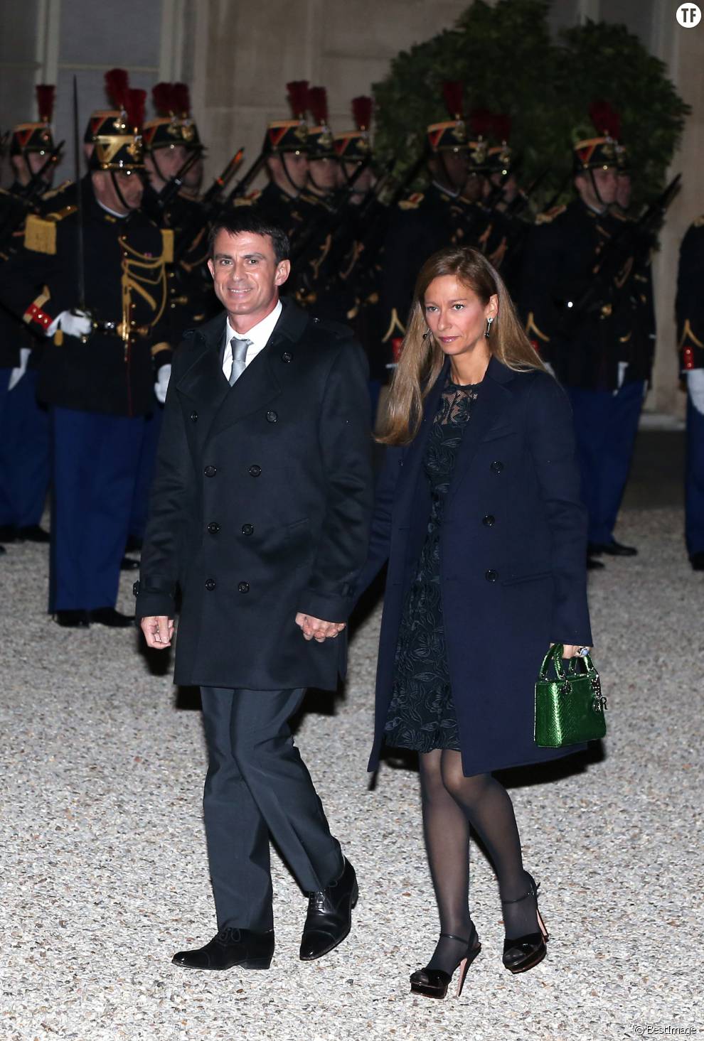  Manuel Valls et sa femme Anne Gravoin - Dîner d&#039;Etat en l&#039;honneur du président malien Ibrahim Boubacar Keïta au Palais de l&#039;Elysée à Paris le 21 octobre 2015.  