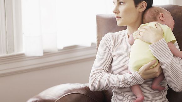 Dépression post-partum : quand les jeunes mamans perdent pied