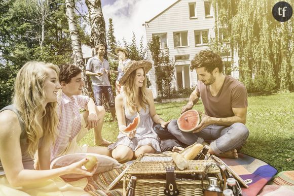 Une serviette pour étendre son réseau amical