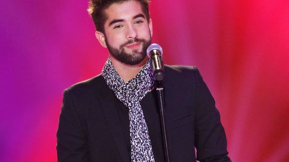 Kendji Girac en couple : le chanteur amoureux de Soraya ?