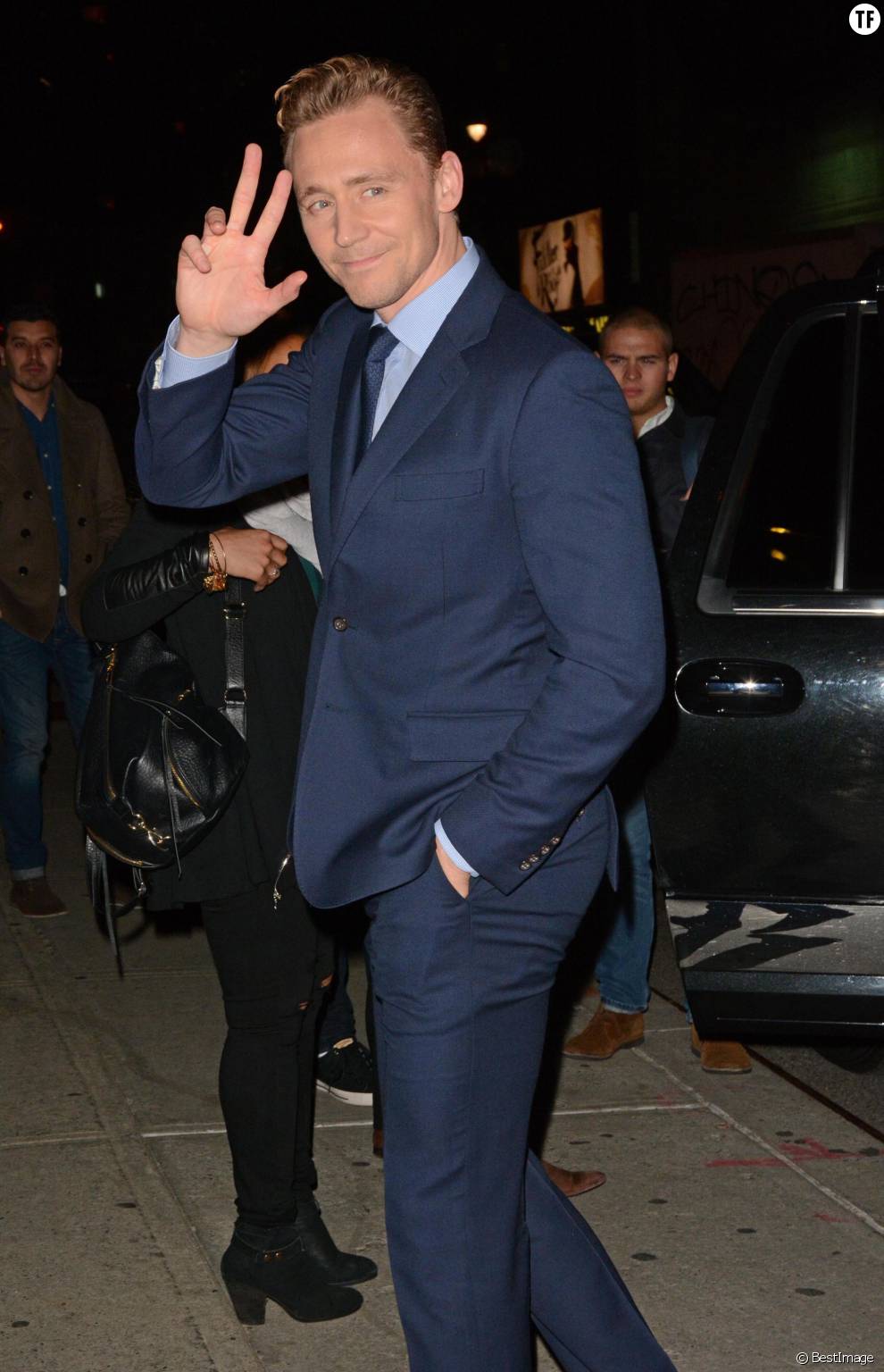  Tom Hiddleston arrive à l&#039;émission &#039;The Late Show with Stephen Colbert&#039; à New York, le 16 octobre 2015  