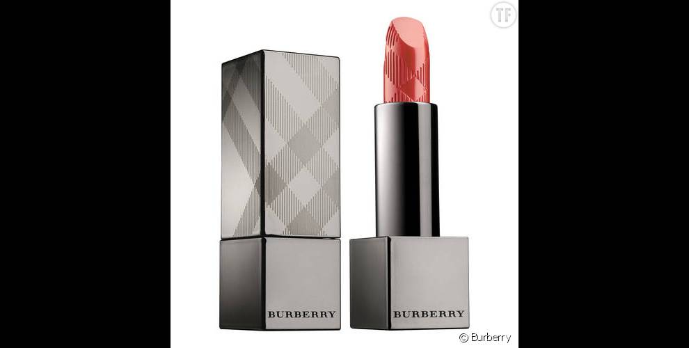  Le Burberry Kisses bright coral red 31 euros 