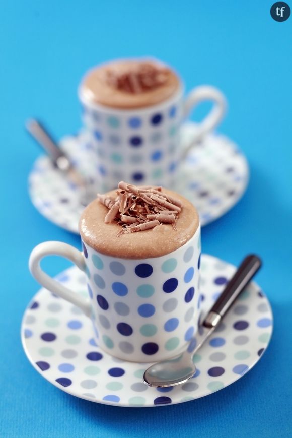 Le chocolat râpé fait un topping parfait