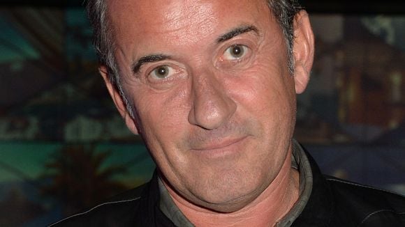Christophe Dechavanne : un papa célibataire très protecteur avec ses trois enfants