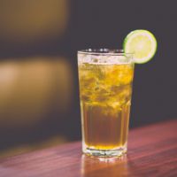 Pourquoi vous ne devriez jamais demander une tranche de citron dans votre boisson