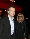 Emmanuel Macron et sa femme Brigitte Trogneux sortent d'un restaurant parisien le 16 novembre 2016