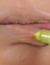 Se mettre du wasabi sur la bouche pour avoir les lèvres plus pulpeuses
