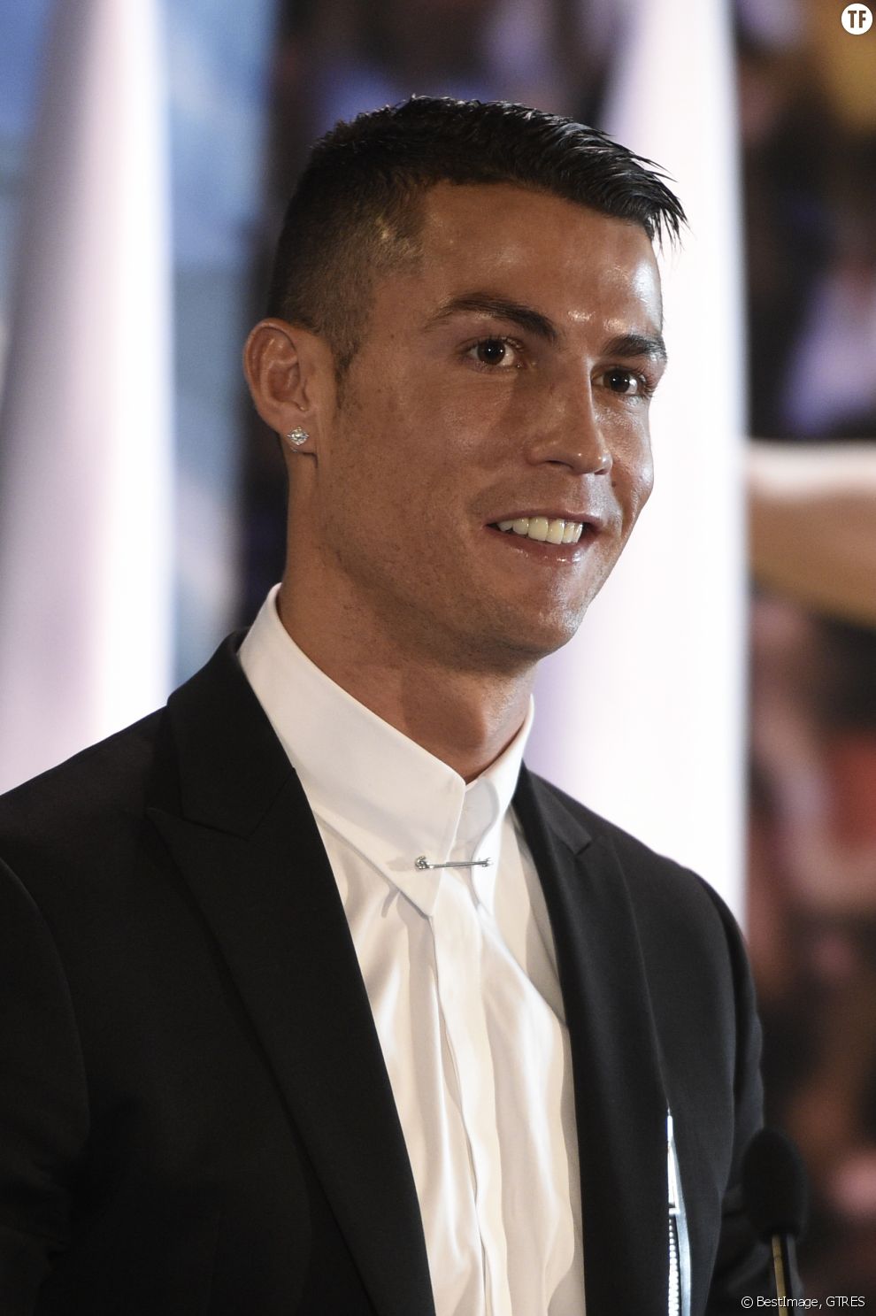 Le joueur du Real Madrid s&#039;amuse dans les vestiaires avec ses coéquipiers