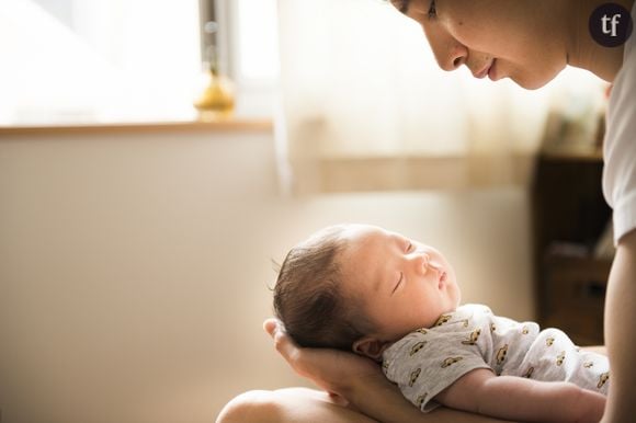 10 astuces de grand-mère pour aider bébé à s'endormir