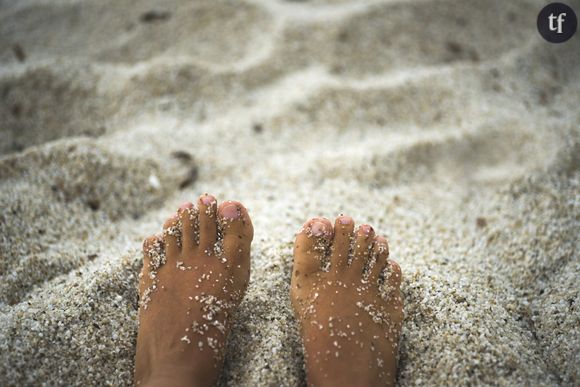 Comment enlever le sable de ses pieds ?