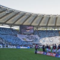 Un tract distribué par des Ultras de la Lazio de Rome pour bannir les femmes des tribunes