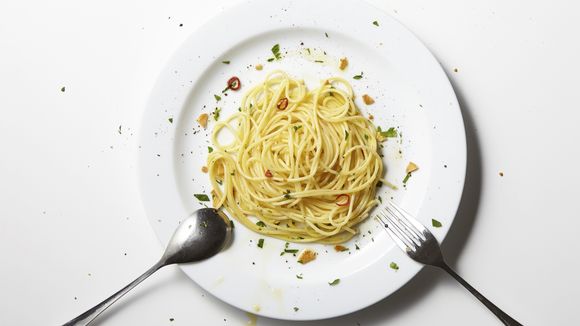 La recette des spaghettis au yaourt et à l'ail