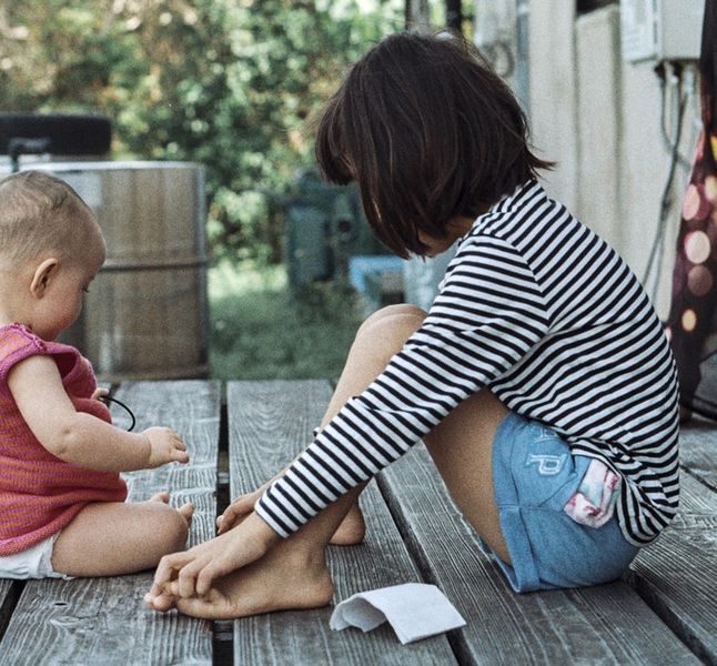 Preparer Un Enfant A L Arrivee D Un Bebe Les Conseils D Une Experte Terrafemina