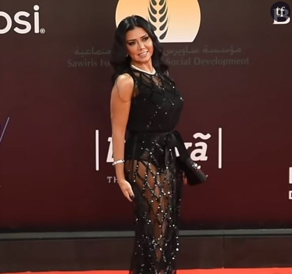 Rania Youssef en robe transparente