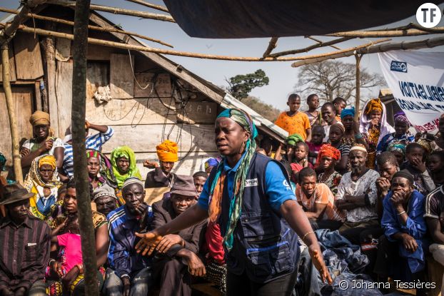 Intervention de Finda Iffono dans un village en Guinée