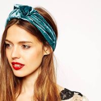 Le headband à la Gossip Girl revient