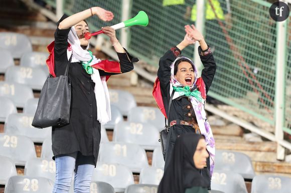 Le 16 octobre 2018, une poignée d'Iraniennes avaient été autorisées à assister au match amical Iran Bolivie au stade Azadi, à Téhéran.