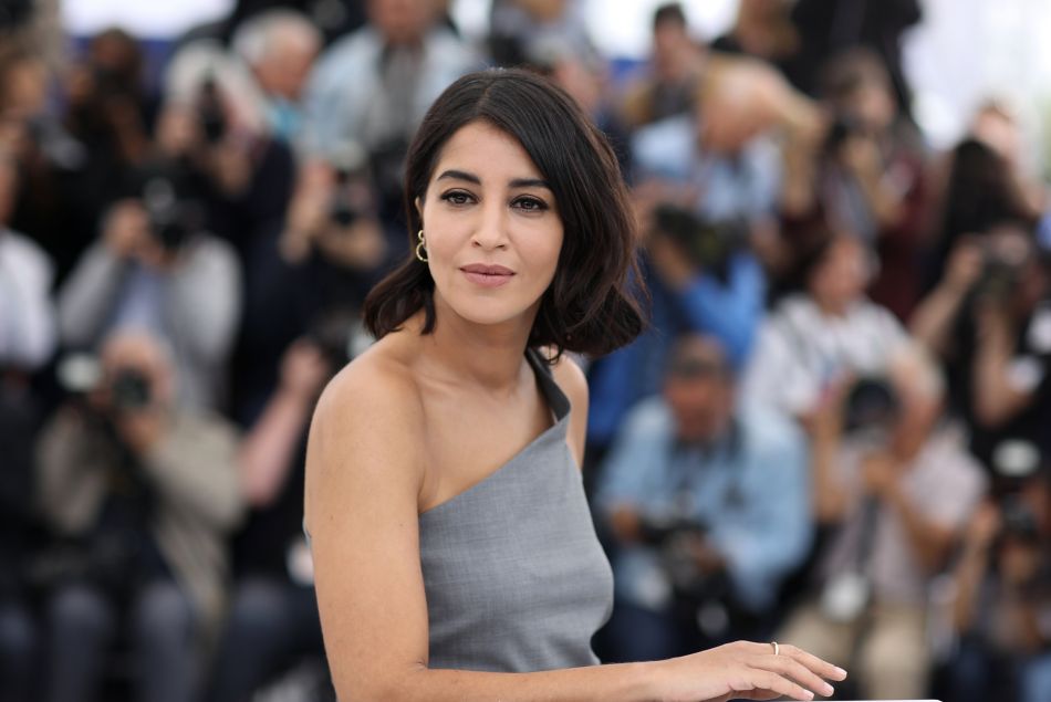 Leïla Bekhti au photocall du film "La Fameuse Invasion des ours en Sicile" lors du 72ème Festival International du Film de Cannes, France, le 21 mai 2019.