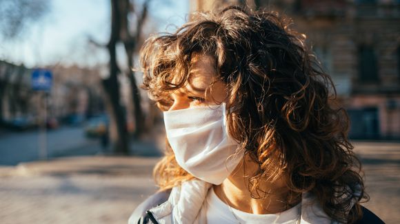 Un masque en tissu est-il réellement efficace ? Les réponses de Stop Postillons