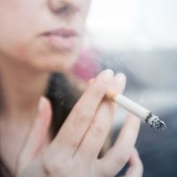 Les Françaises sont de moins en moins nombreuses à fumer
