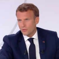 Emmanuel Macron et Gérald Darmanin, leur discussion "d'homme à homme" et le malaise
