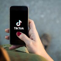 Des Egyptiennes écopent de 2 ans de prison pour avoir posté des vidéos TikTok