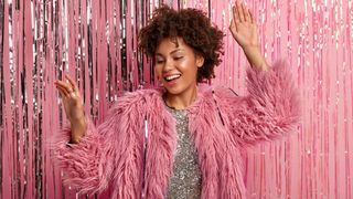 5 sites de mode vintage où shopper nos tenues de fêtes