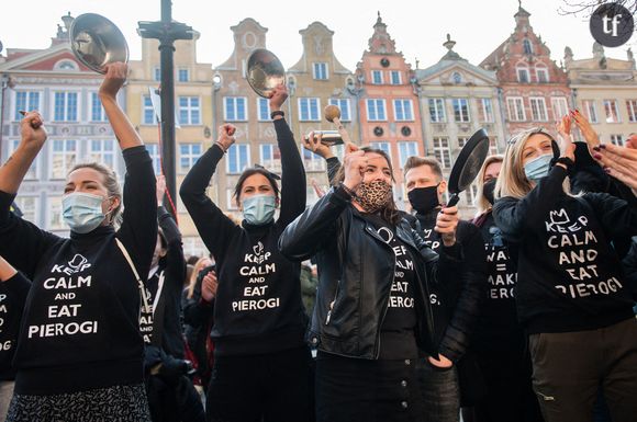 Marche des Polonaises pro-IVG à Gdansk le 25 octobre 2020