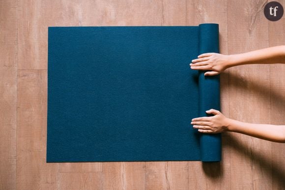 5 postures de yoga faciles pour garder le moral