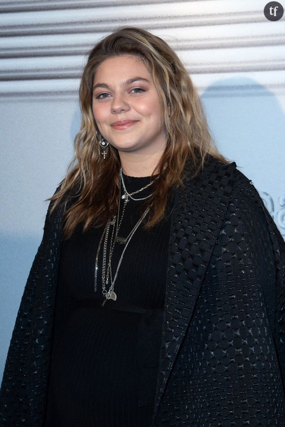 Louane au défilé Jean-Paul Gaultier le 22 janvier 2020