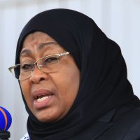 Samia Suluhu Hassan devient la première présidente de la Tanzanie