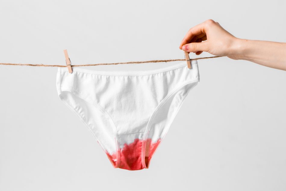8 astuces qui marchent pour éliminer les taches de sang de nos culottes