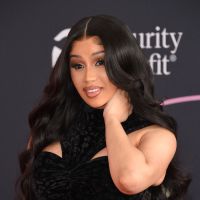 "Il n'existe pas de mauvais cheveux" : Cardi B célèbre les cheveux crépus sur Insta