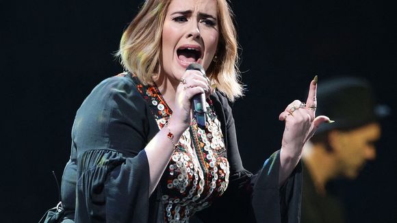 Pourquoi écouter Adele fait du bien à notre santé mentale